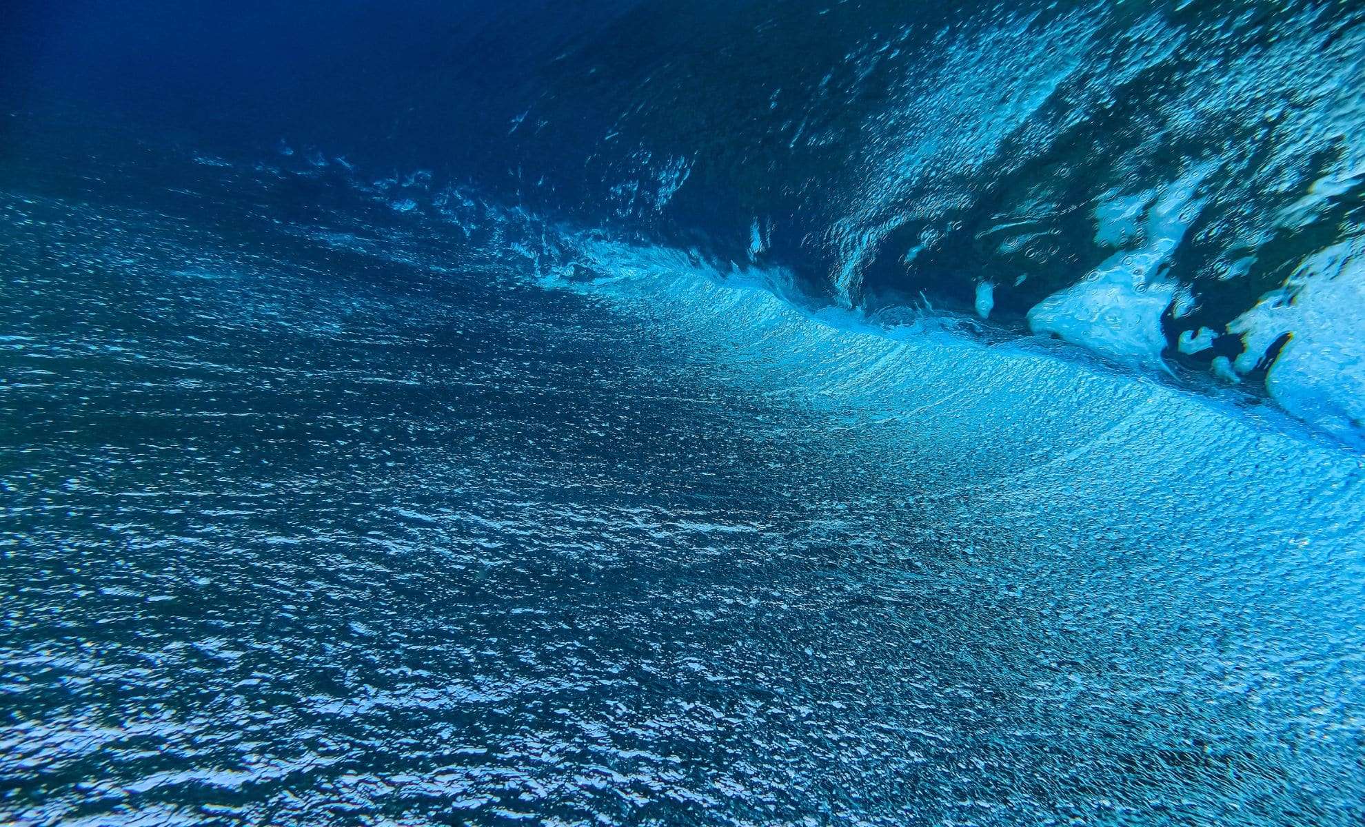 Researchers Unveil Enormous Hidden Ocean Deep Within Earth’s Mantle 