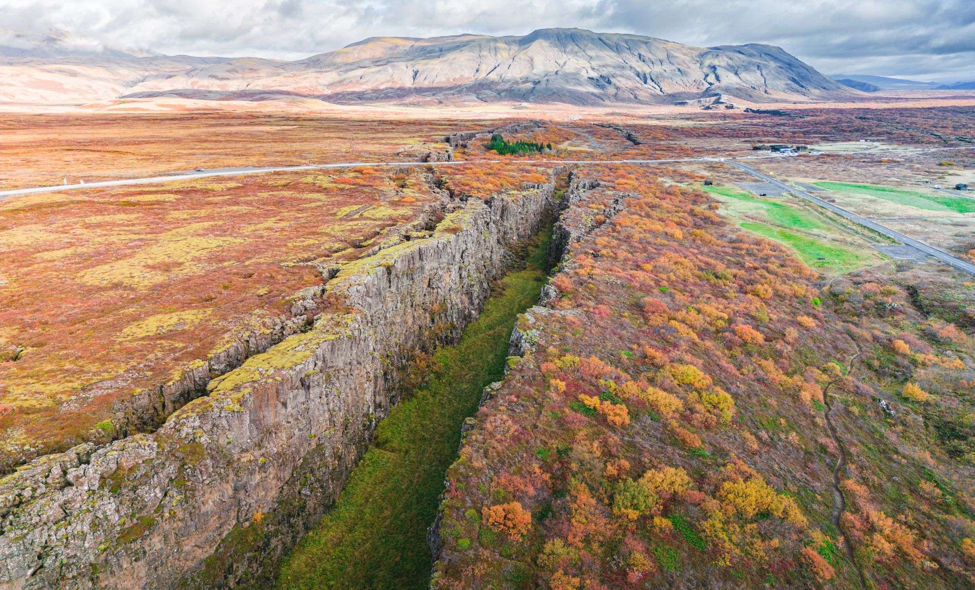 Ancient Tectonic Plate Pontus Unveiled After 20 Million Years Beneath Earth’s Crust 