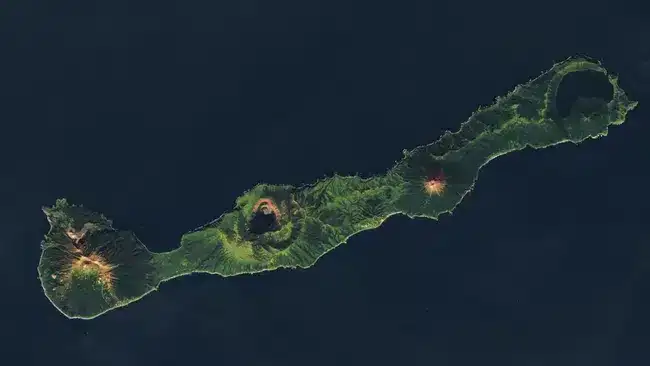 Kuril-Island-of-Simushir-28434afa7b2aa1d5116fcdc5479982fc.webp