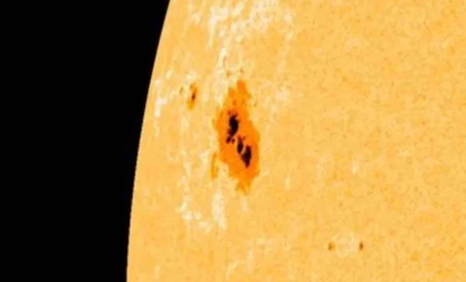 Enduring Sunspot AR4100 Completes Third Solar Rotation, Eyes Century-Old Record 