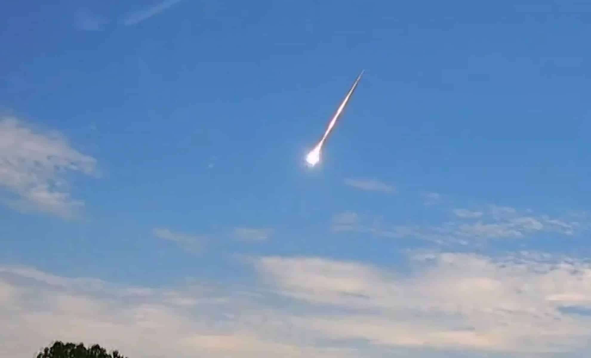 Spectacular Fireball Illuminates Southeast Skies – What Happened After Impact? 