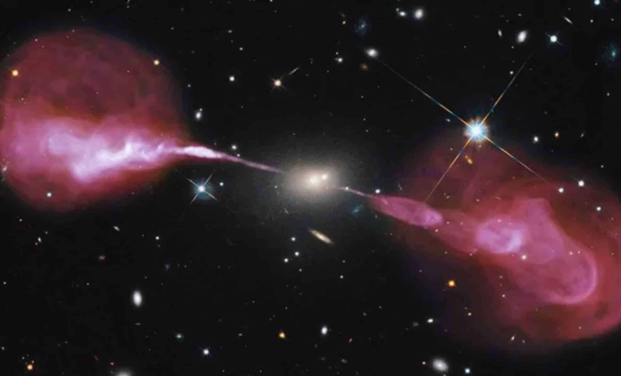 Astronomers Discover 15 Enormous Radio Galaxies, Surpassing Previous Cosmic Giants 