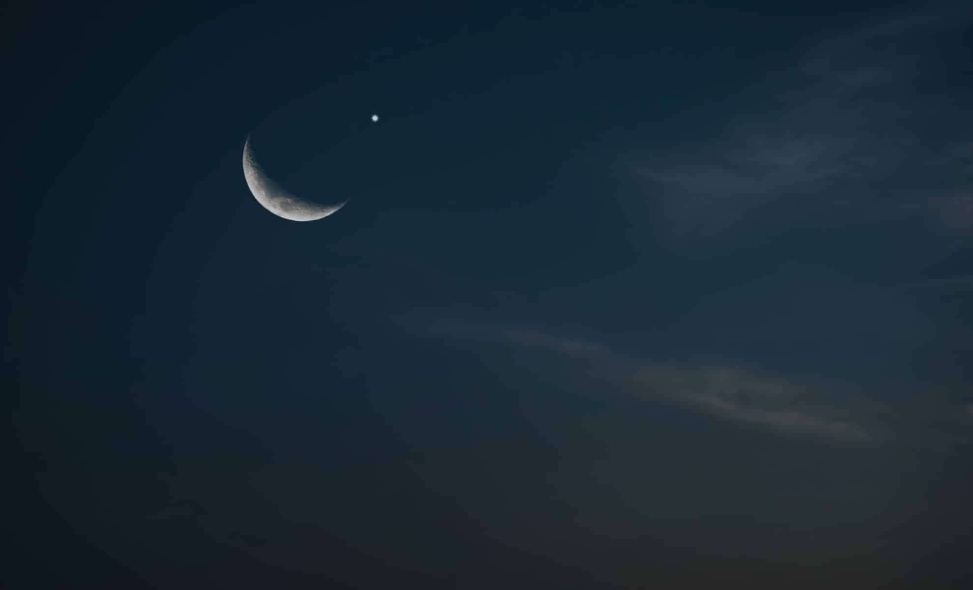Witness a Rare Alignment of the Moon, Venus, and Pleiades This Sunday 