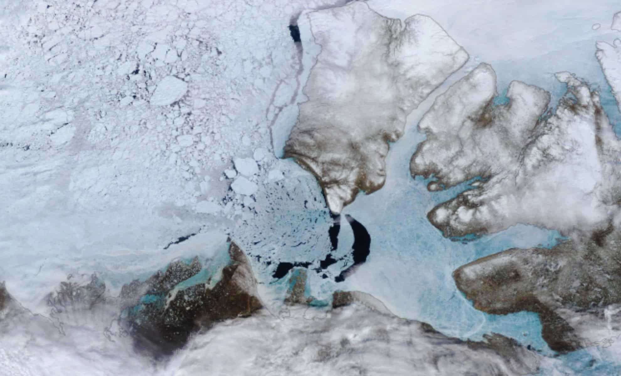 NASA Reveals Stunning New Views of Ice Melt in the Amundsen Gulf 