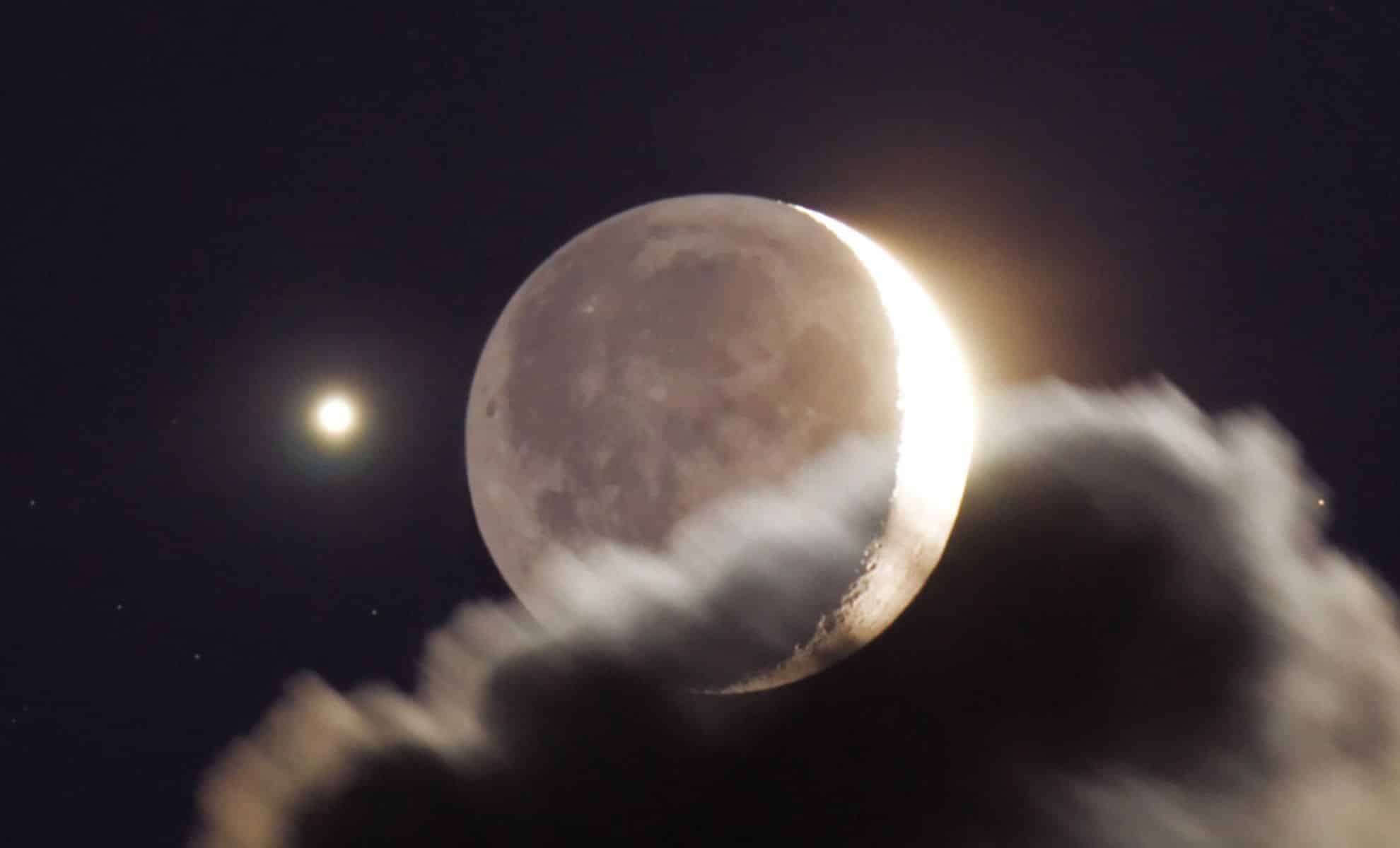 June 2025's Stunning Planet and Moon Alignment to Dazzle Night Sky Observers 