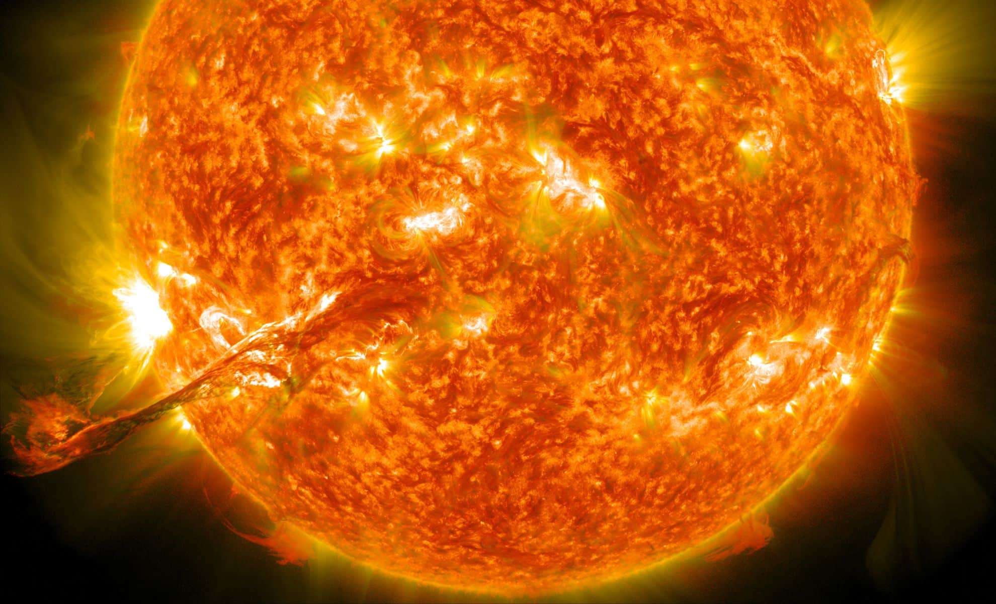 New Research Uncovers the Impact of Solar Flares on Weather Both on Earth and Remote Planets 