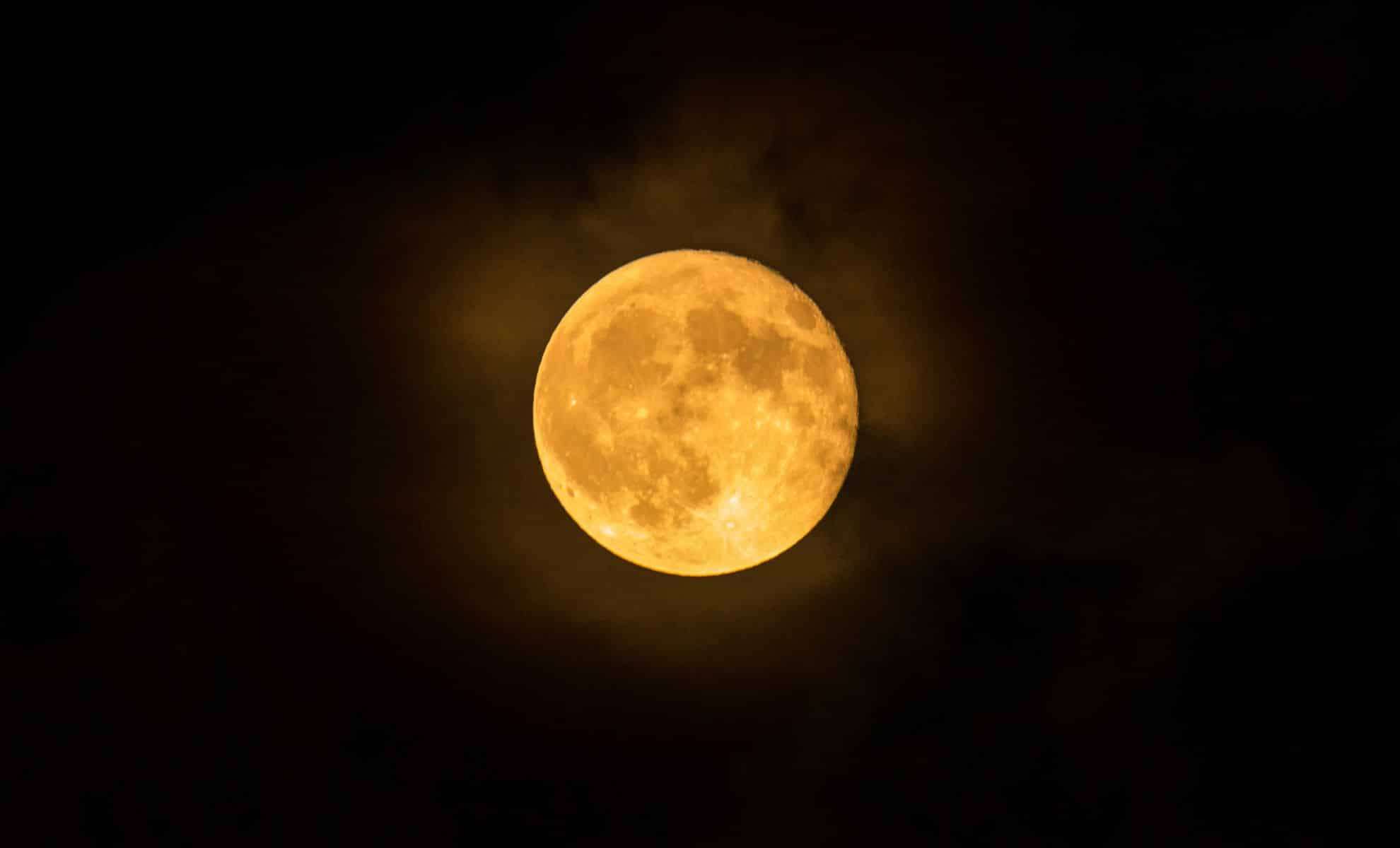 Mark Your Calendar: When to Watch July’s Stunning Buck Moon Illuminate the Sky 