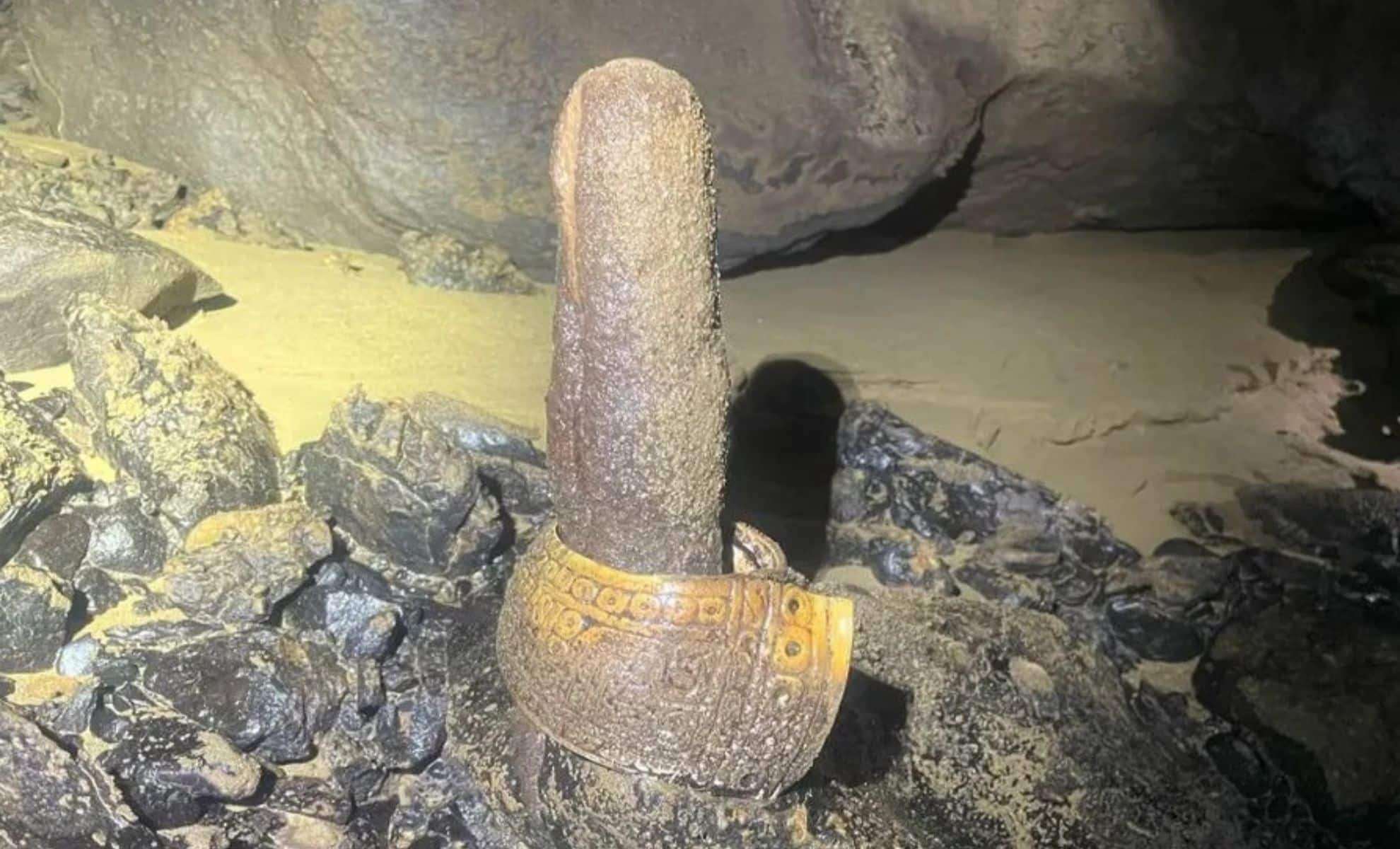 Ancient Treasures Unearthed in a Secluded Mexican Cavern Reveal Forgotten Indigenous Legacy 