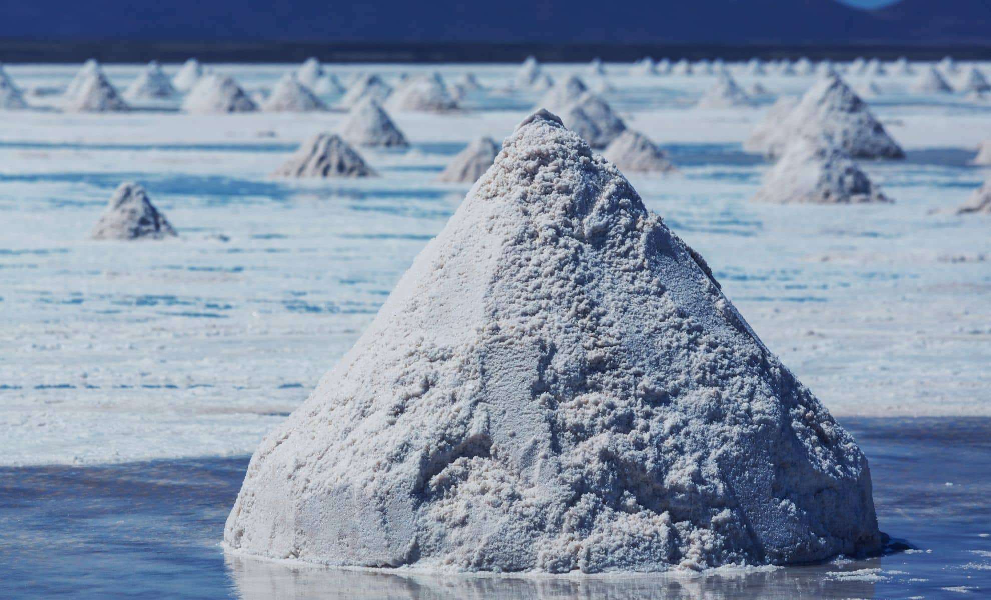 Scientists Reveal Boron's Surprising Role in Earth's Largest Lithium Pools 