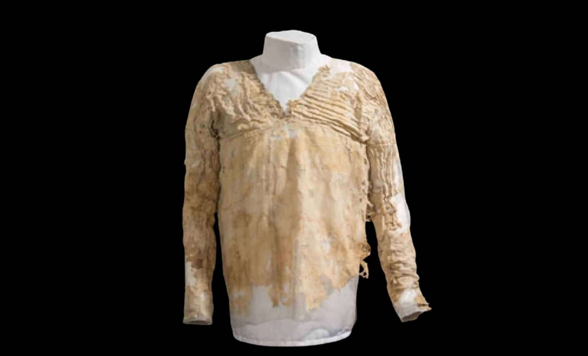 Ancient Egyptian Linen Dress Dating Back Over 5,000 Years Discovered 