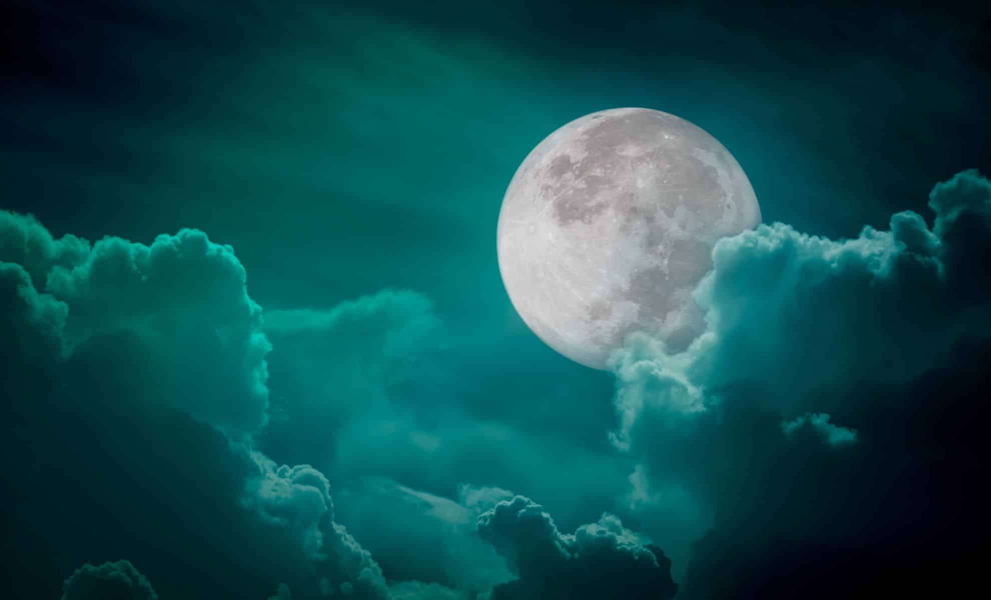 Venus and Jupiter Set for a Spectacular Close Encounter During August’s Full Moon 