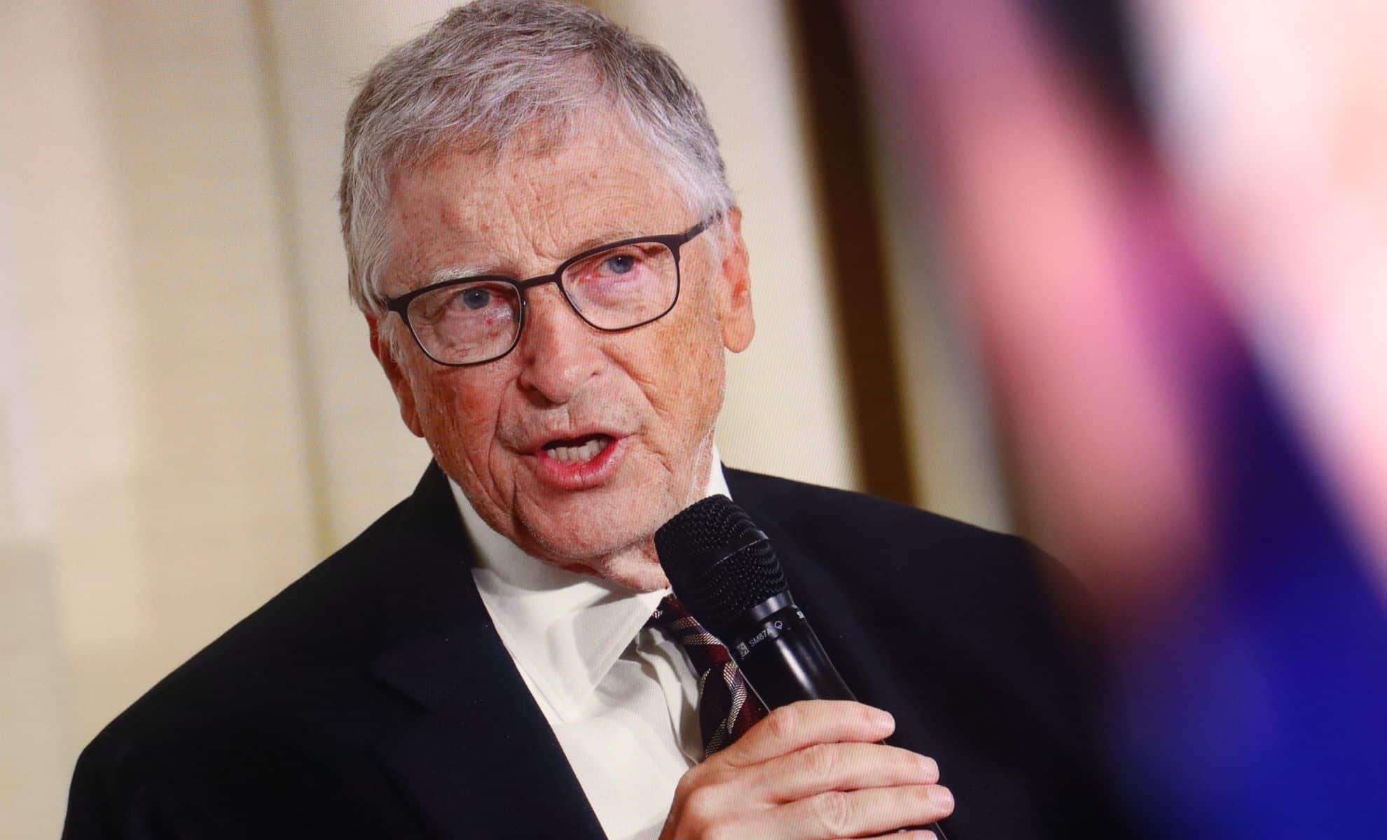 Bill Gates Predicts Smartphones Will Be Replaced by Electronic Tattoos 