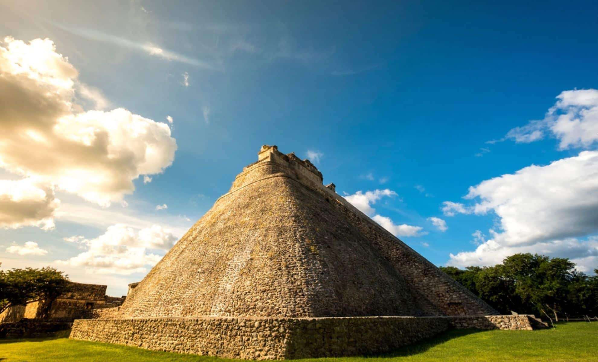 Ancient Maya Kingdom Revealed Through Discovery of Long-Lost Ruler’s Tomb 