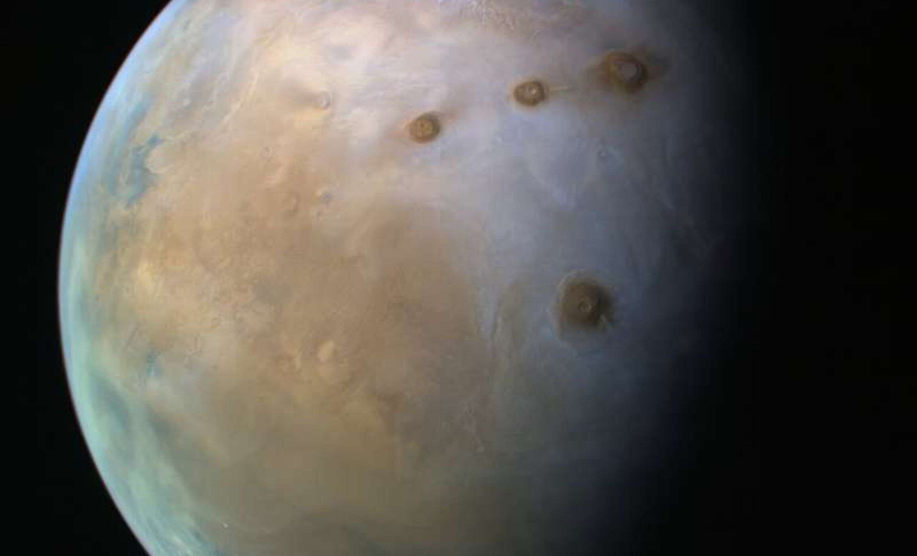 Cosmic Rays May Enable Life Beneath Mars’ Surface and Other Worlds 