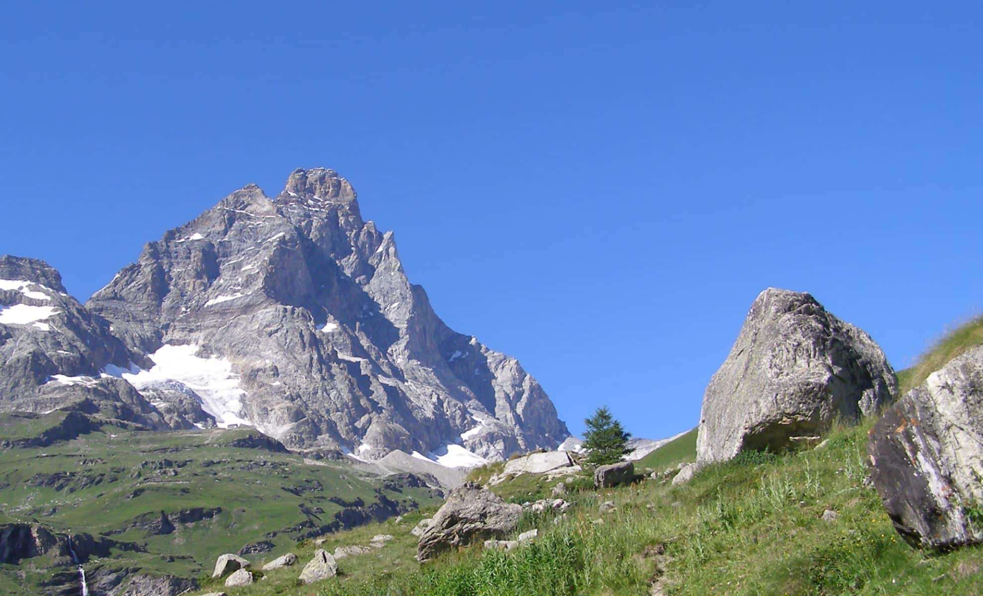 Gigantic Ancient Freshwater Reserve Discovered Beneath Sicily’s Hyblaean Mountains 
