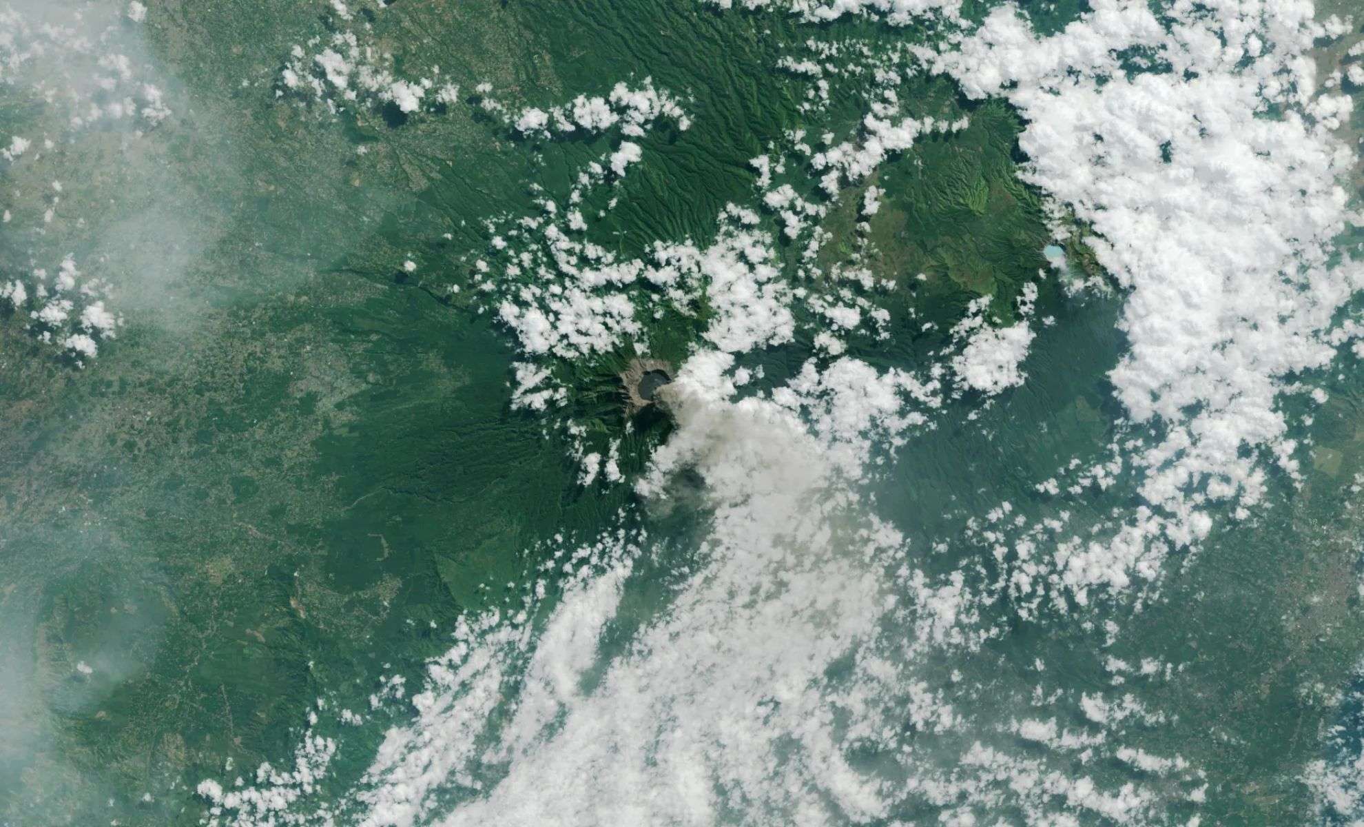 NASA’s New AI-Driven Satellite Autonomously Selects Clear Images in Under 90 Seconds 
