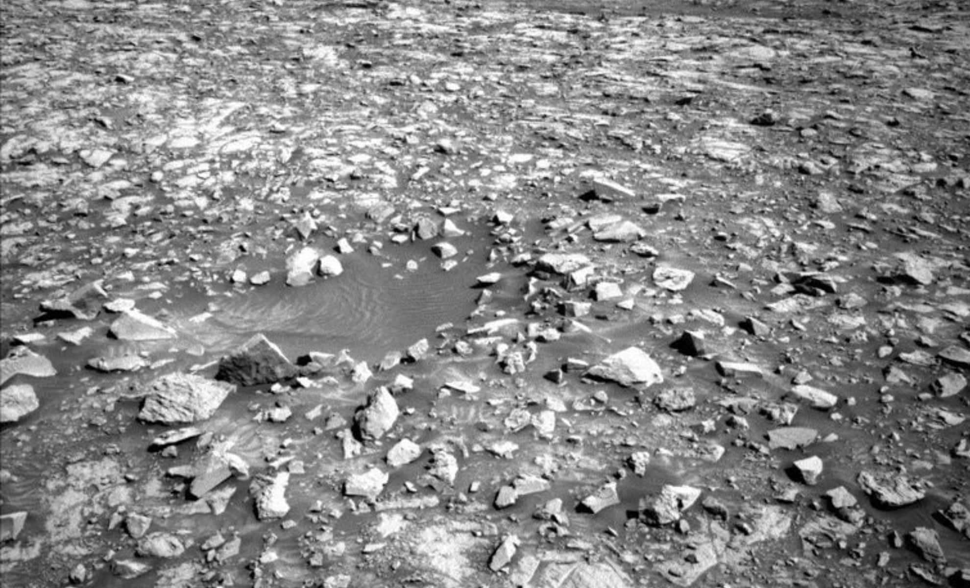 Curiosity Rover Advances Mars Exploration with New Geological Discoveries 