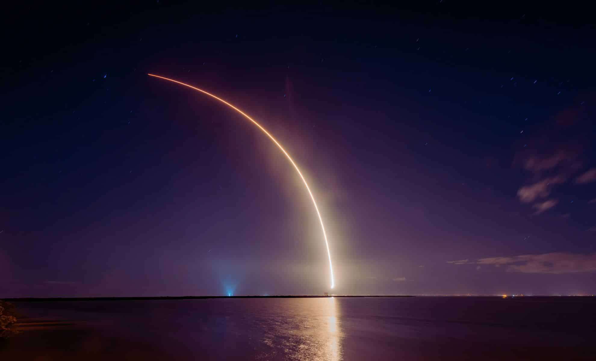 New Study Highlights How Starlink Satellites Interfere with Astronomical Research 