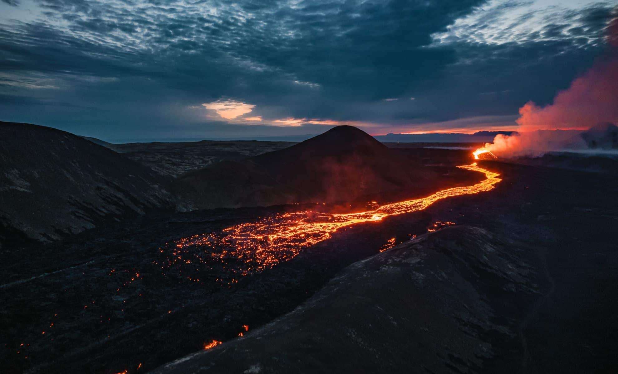 Glacial Retreat Spurs Volcanic Awakening Around the World 
