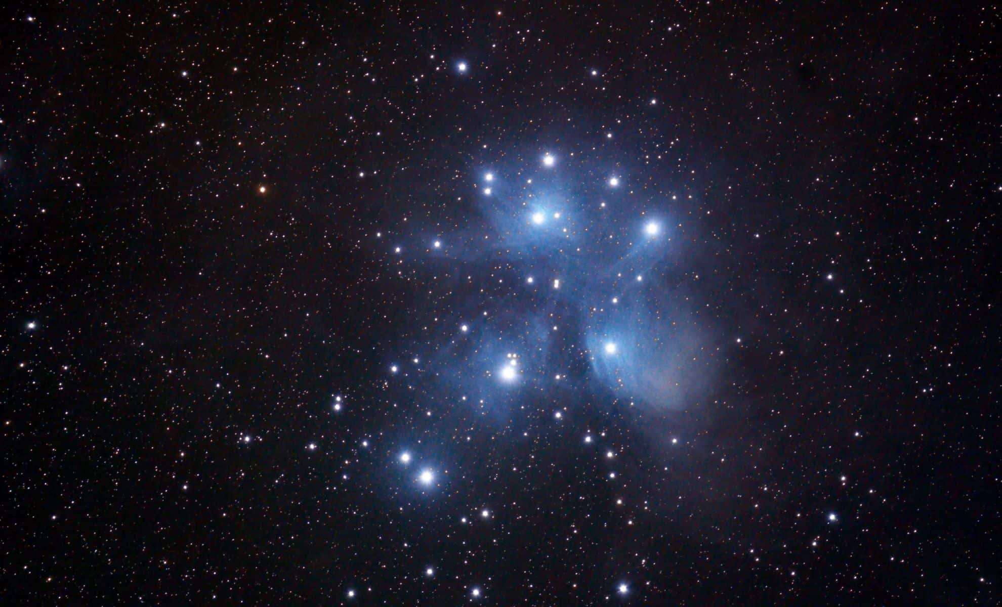 Witness the Stunning July 2025 Eclipse of the Moon and Pleiades Cluster 