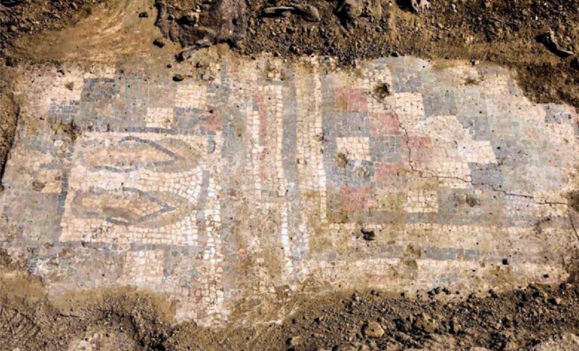 Ancient Roman Villa Reveals 1,600-Year-Old Mosaic of Sandals Resembling Flip-Flops 