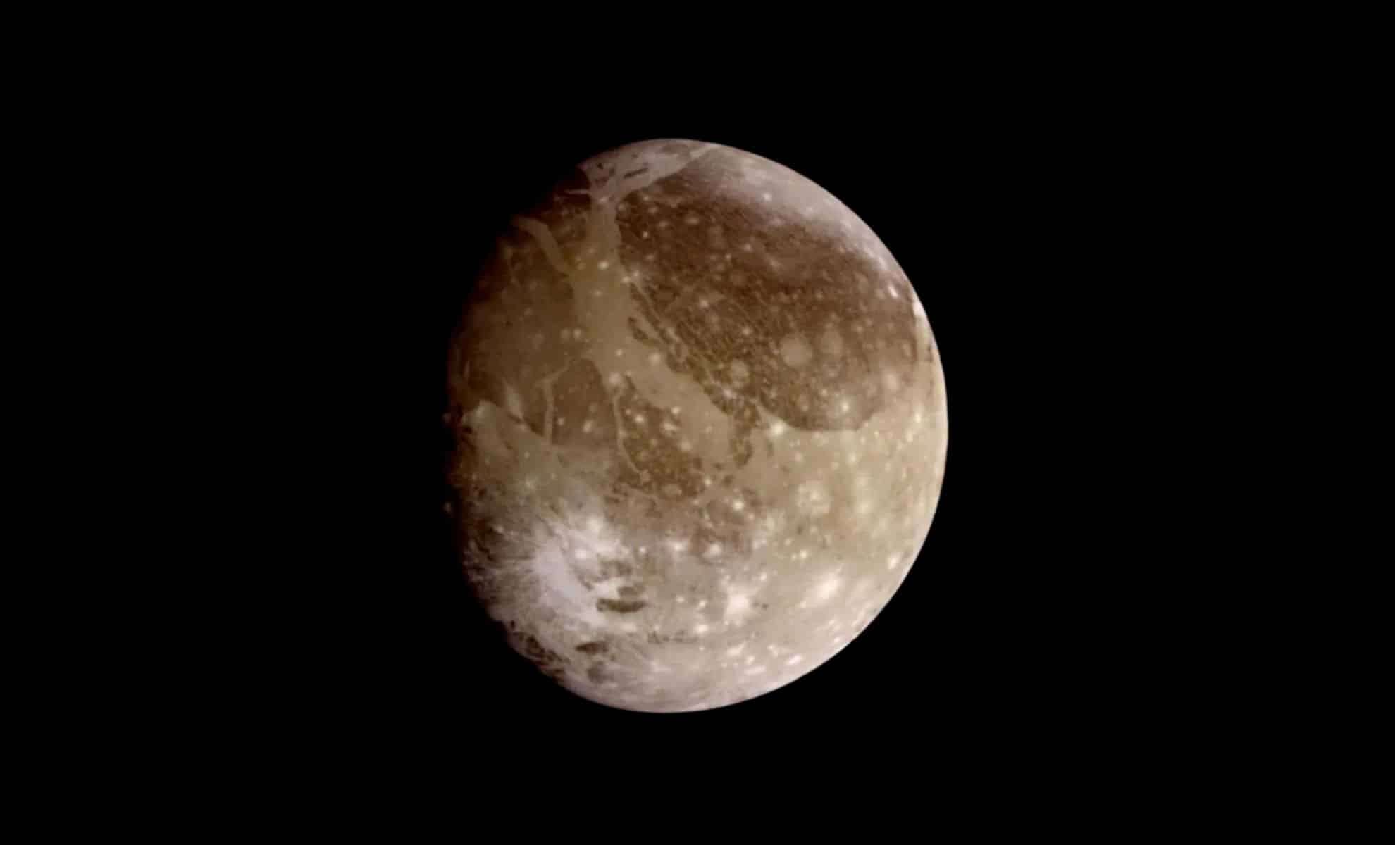 Could Ganymede Serve as a Giant Natural Detector for Dark Matter? 
