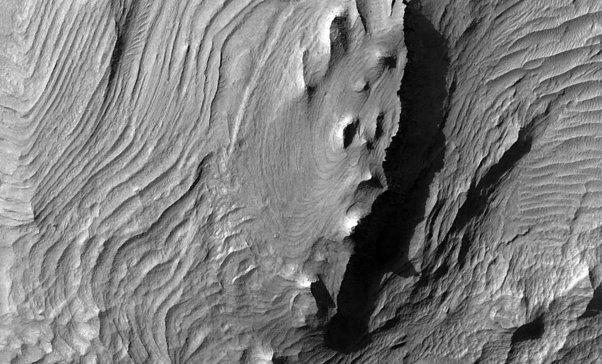 New Insights into Mars’ Valles Marineris from HiRISE’s Latest Images 
