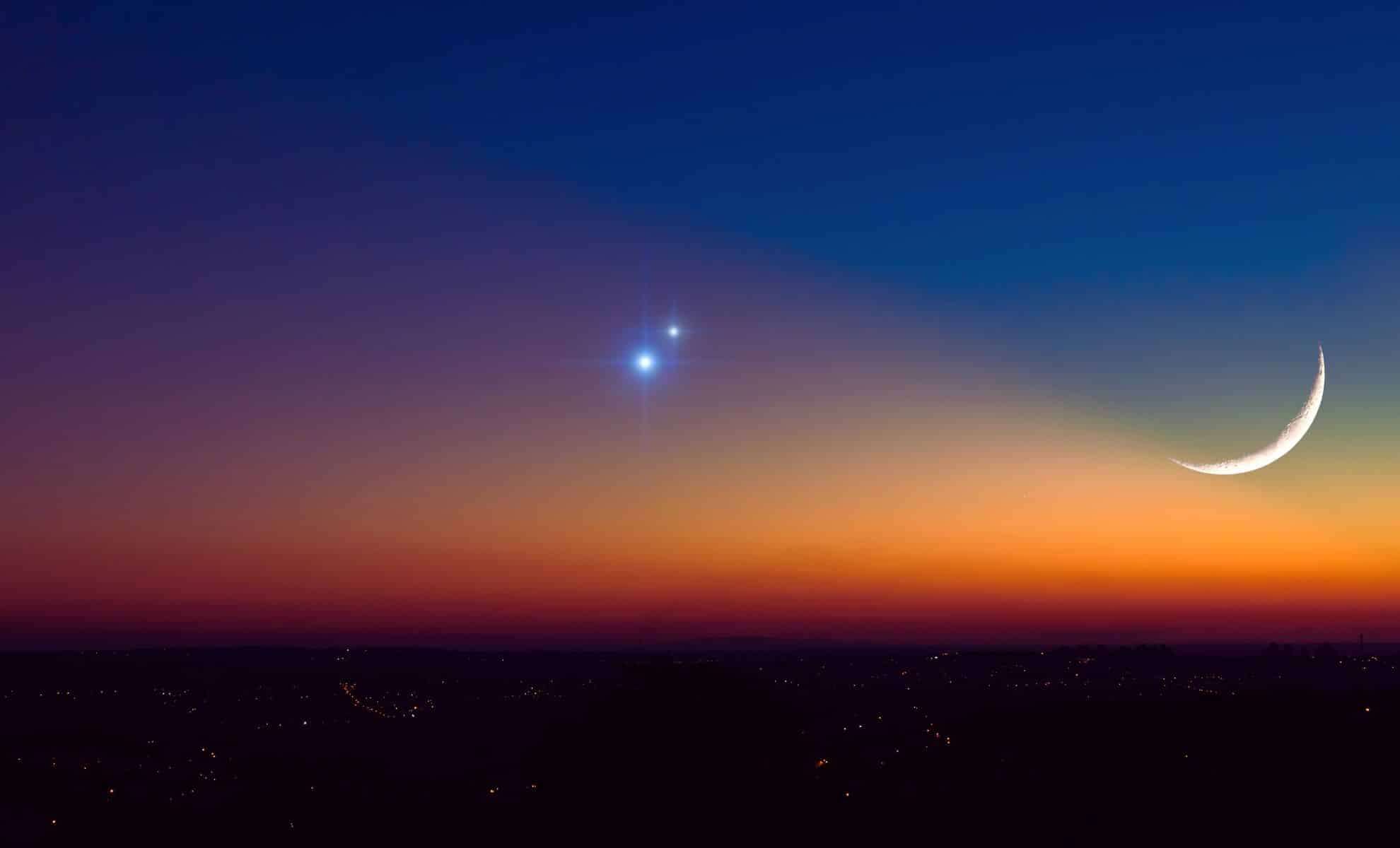 How to Witness the Stunning Six-Planet Alignment and Crescent Moon This Week 