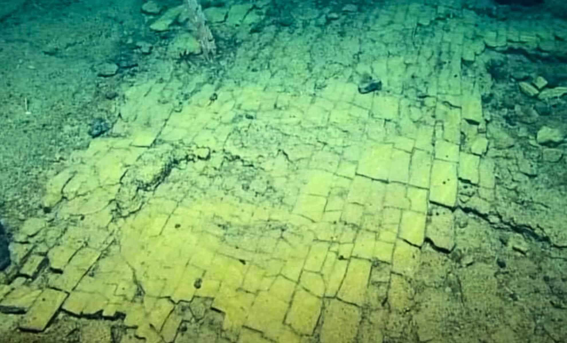 Scientists Uncover Enigmatic ‘Yellow Brick Road’ Formed Naturally on Pacific Ocean Floor 