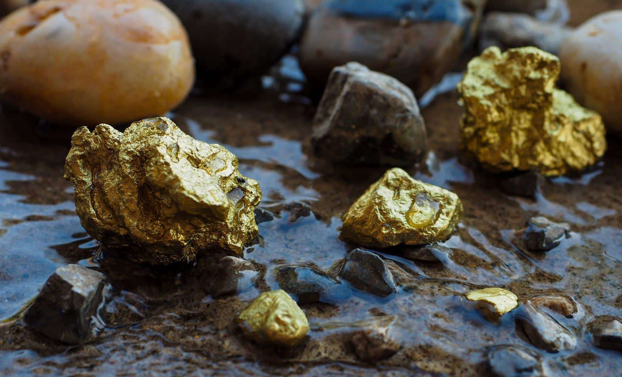 Scientists Uncover Potentially Largest Gold Reserve Deep Beneath Hunan Province 