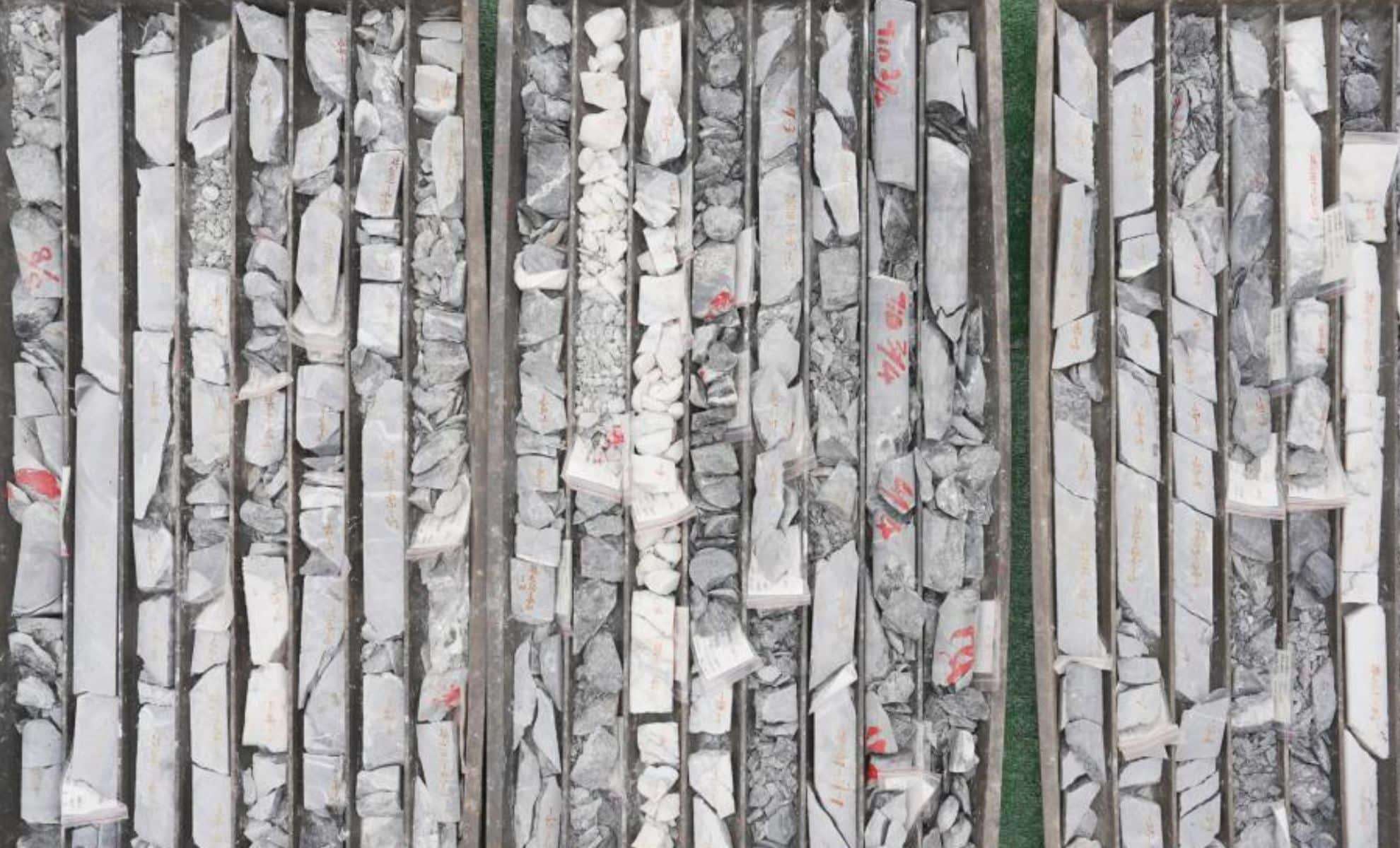 drilled-rock-samples-from-the-Wangu-gold-field-in-Pingjiang-County-0ec1027f7d4cc59846972f48d483ad9b.jpg