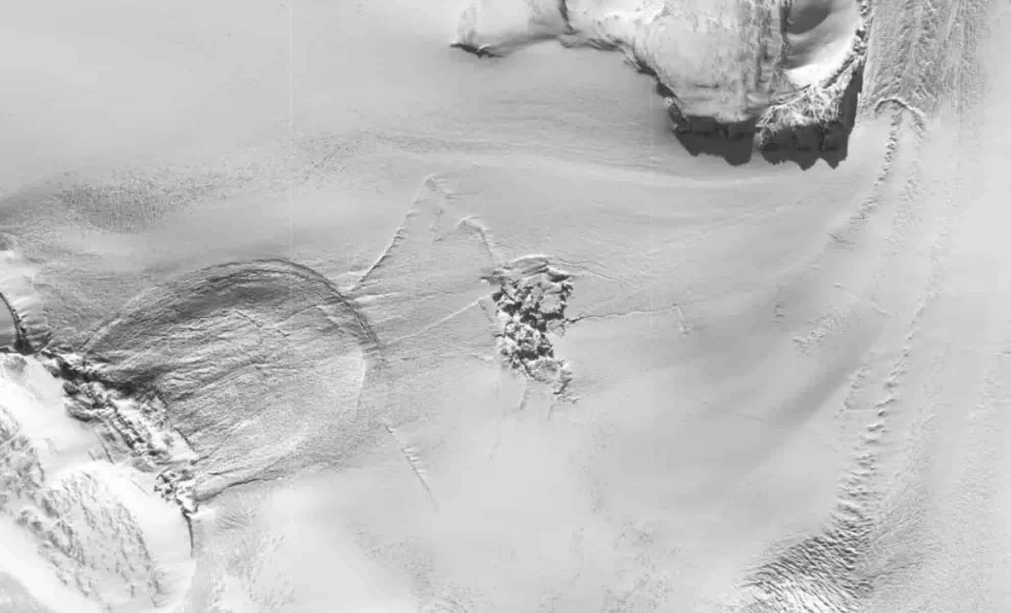 Unprecedented Meltwater Eruption Discovered Beneath Greenland’s Ice Sheet 