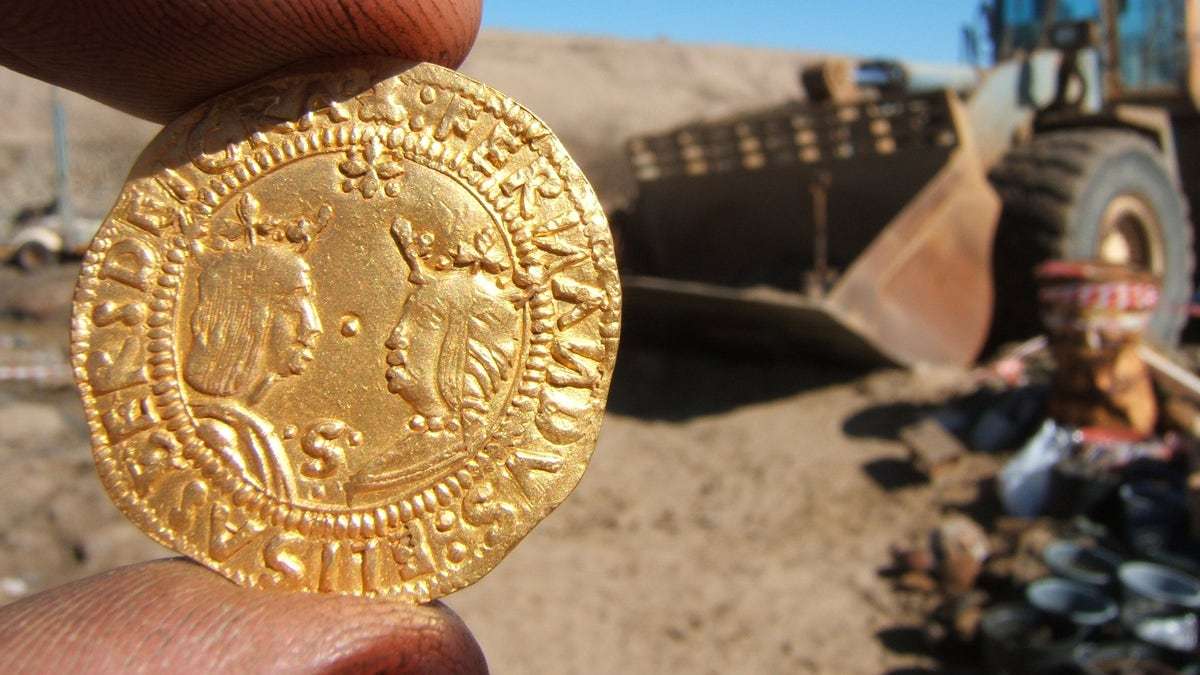 spanish-gold-3c0d40f5ea7b0a189b5855ccd13e3cec.jpg