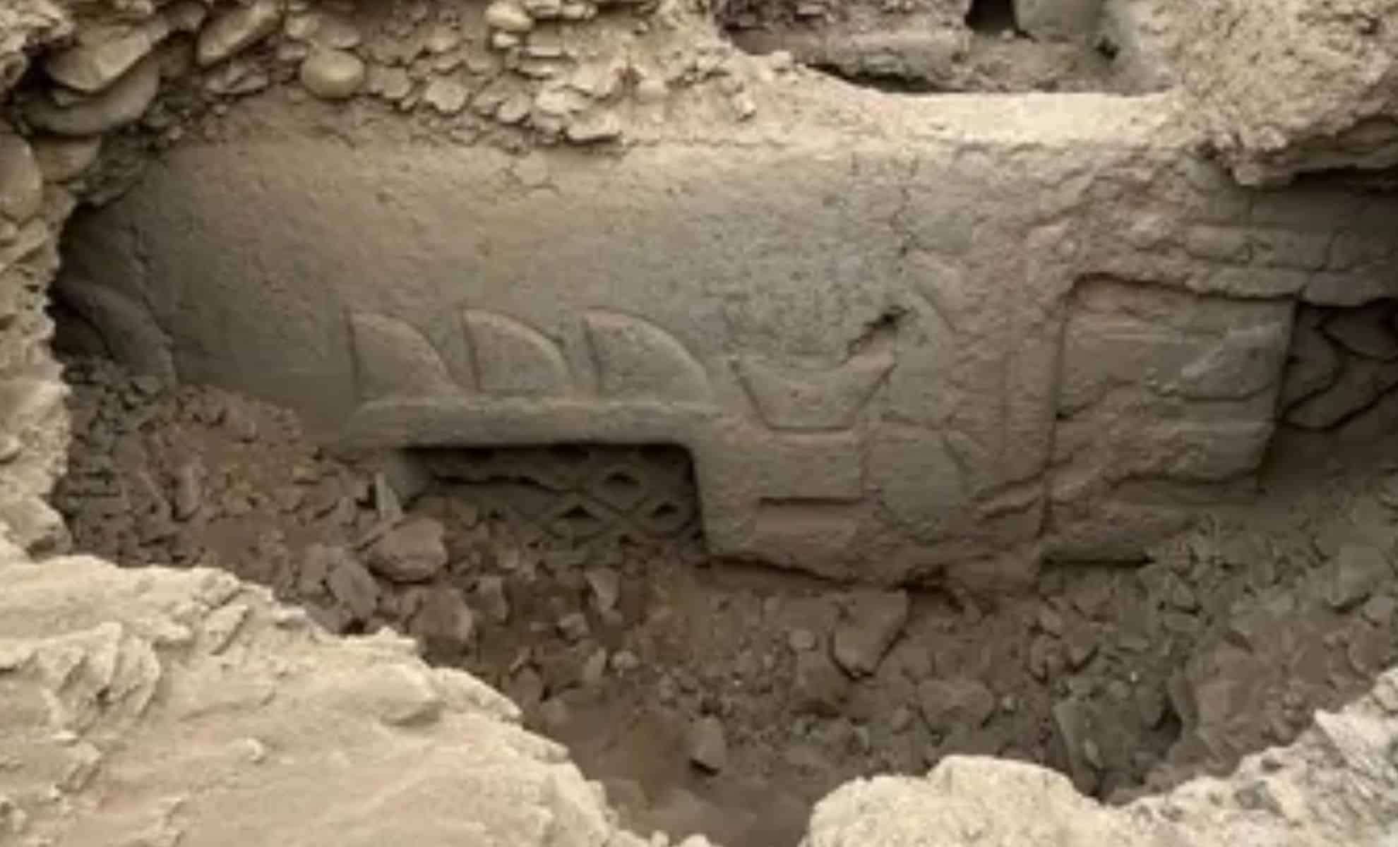 a-mural-in-peru-reveals-the-cosmos-777f30fbc7ebe27971c7d1ef8b033298.jpg
