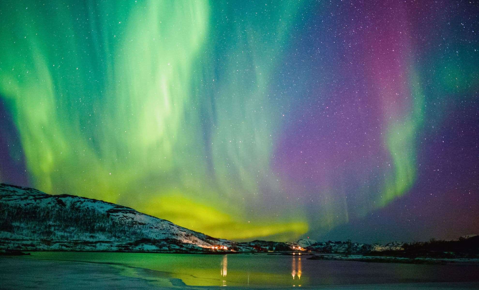 Aurora Borealis Surge and Stellar Alignments to Illuminate This Weekend’s Night Sky 