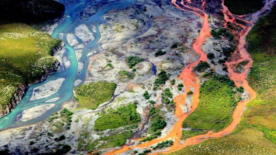 Rivers-that-were-once-crystal-clear-are-now-taking-on-an-eerie-orange-hue-7bba5920aef16240b4aa107266524935.jpg