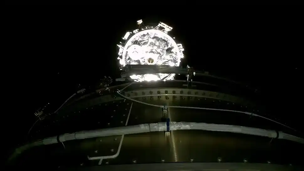 spacex-sends-11000-pound-cargo-ship-iss-e961b8fcaf220b0f5dc189b9f200ad4c.webp