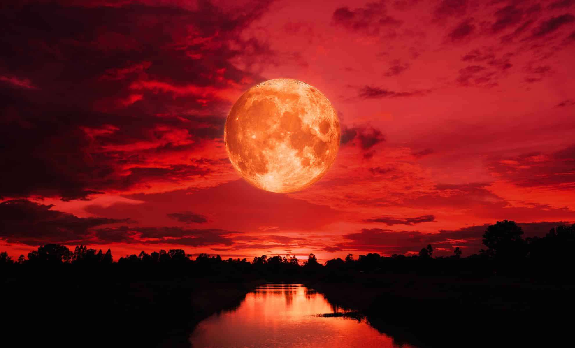 Witness the Longest Total Lunar Eclipse Since 2022 Lighting Up the Night Sky 