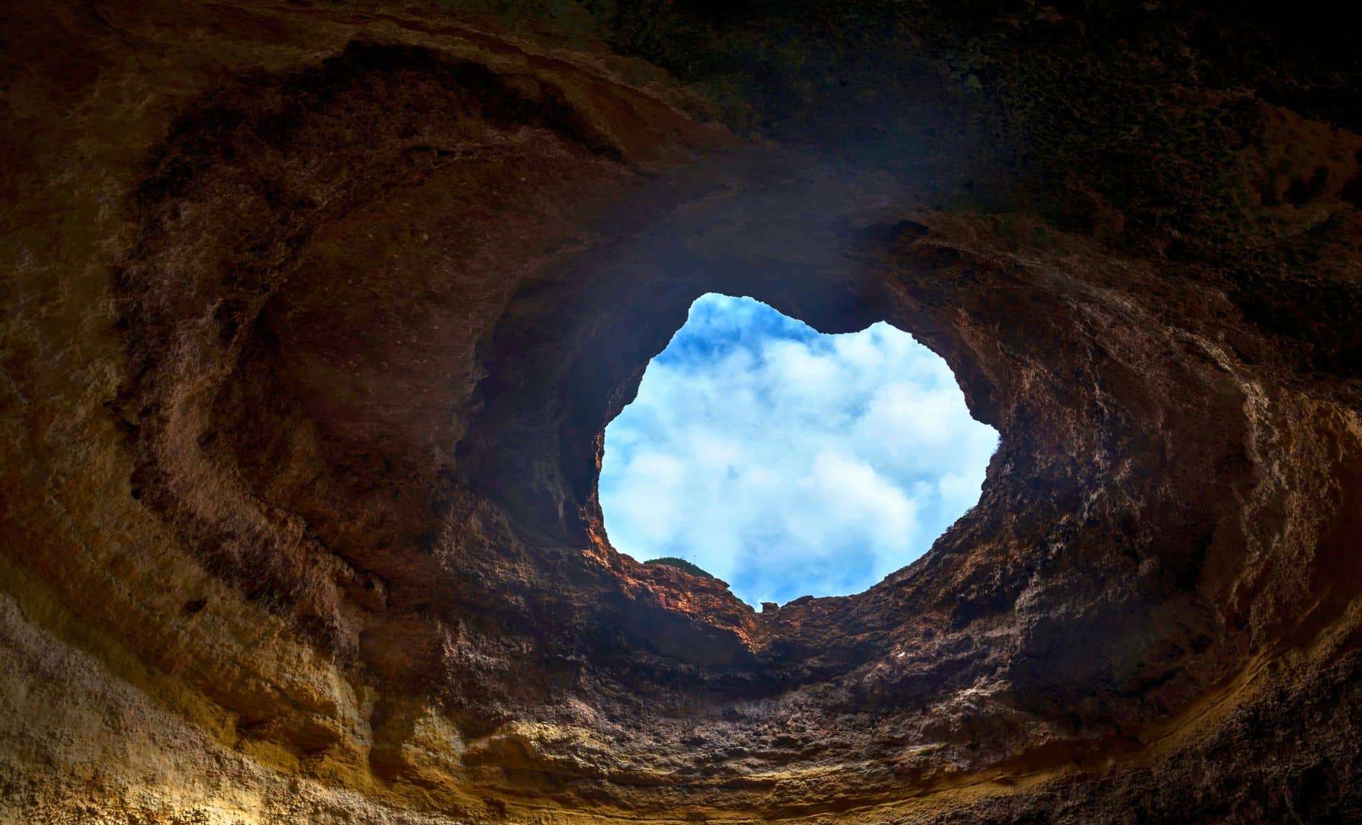 Massive Subterranean Tunnels Unearthed, Likely Dug by Ice Age Giant Sloths 