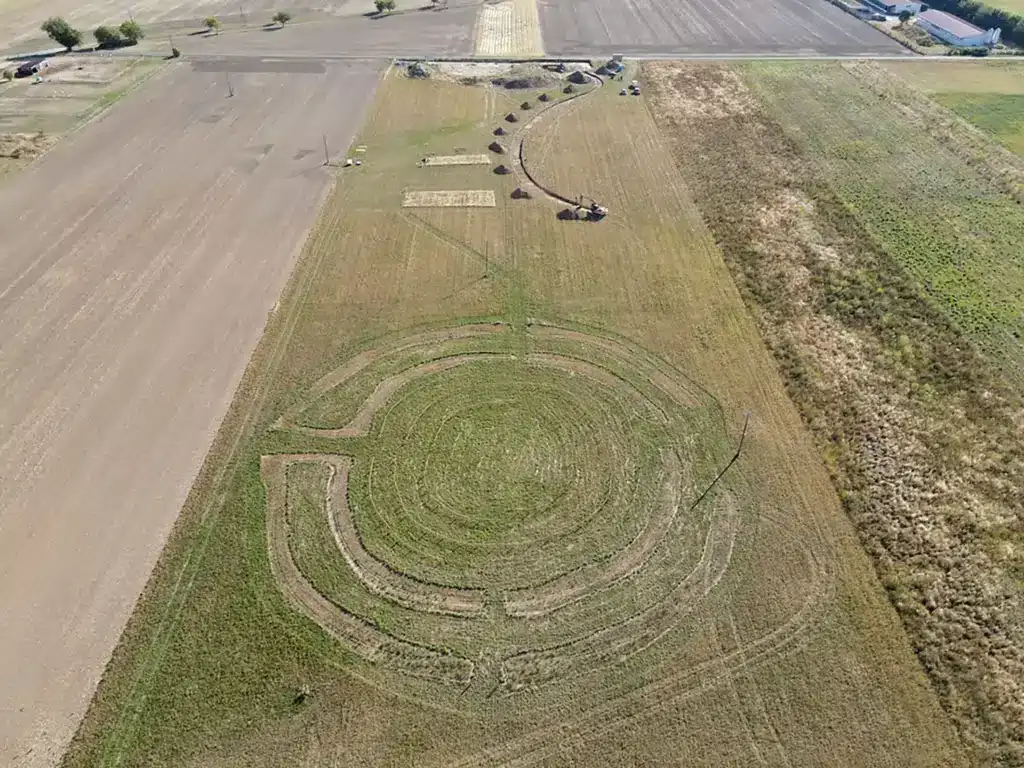 neolithic-circles-451abca32c3405676f413f63eb8347e8.webp