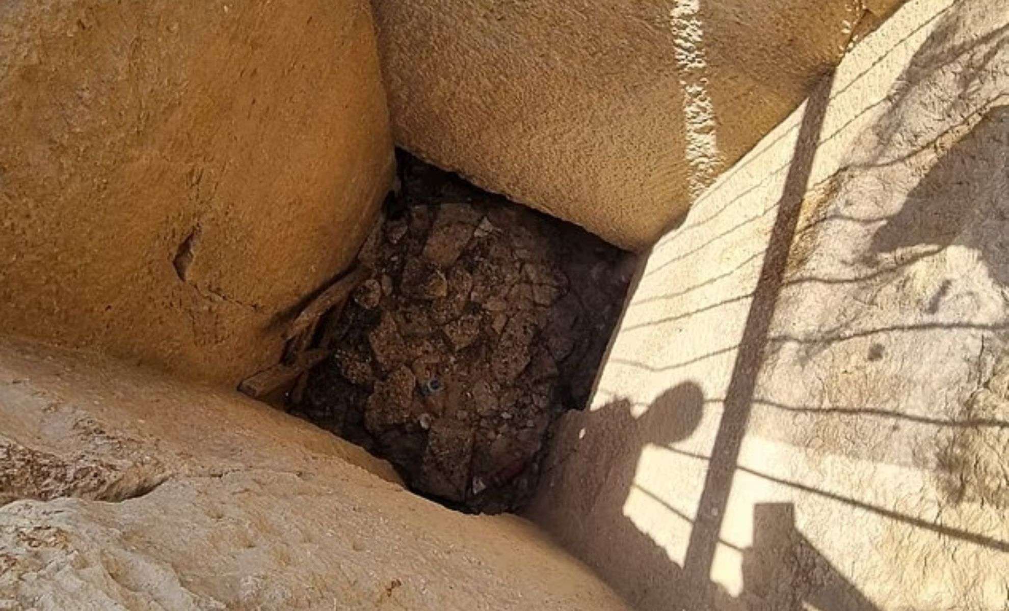 Newly Detected Shafts Beneath Giza Spark Debate Among Archaeologists 