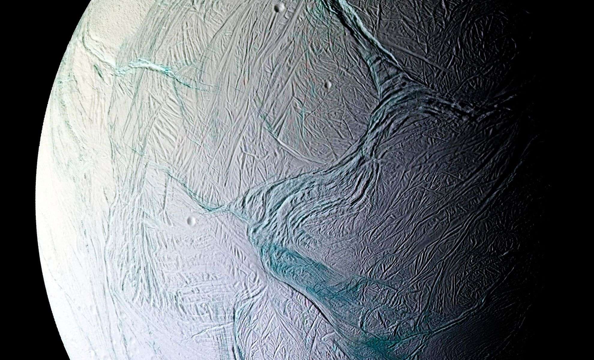 Enceladus Revelations: Complex Organics Found in Icy Geysers Spark Excitement 