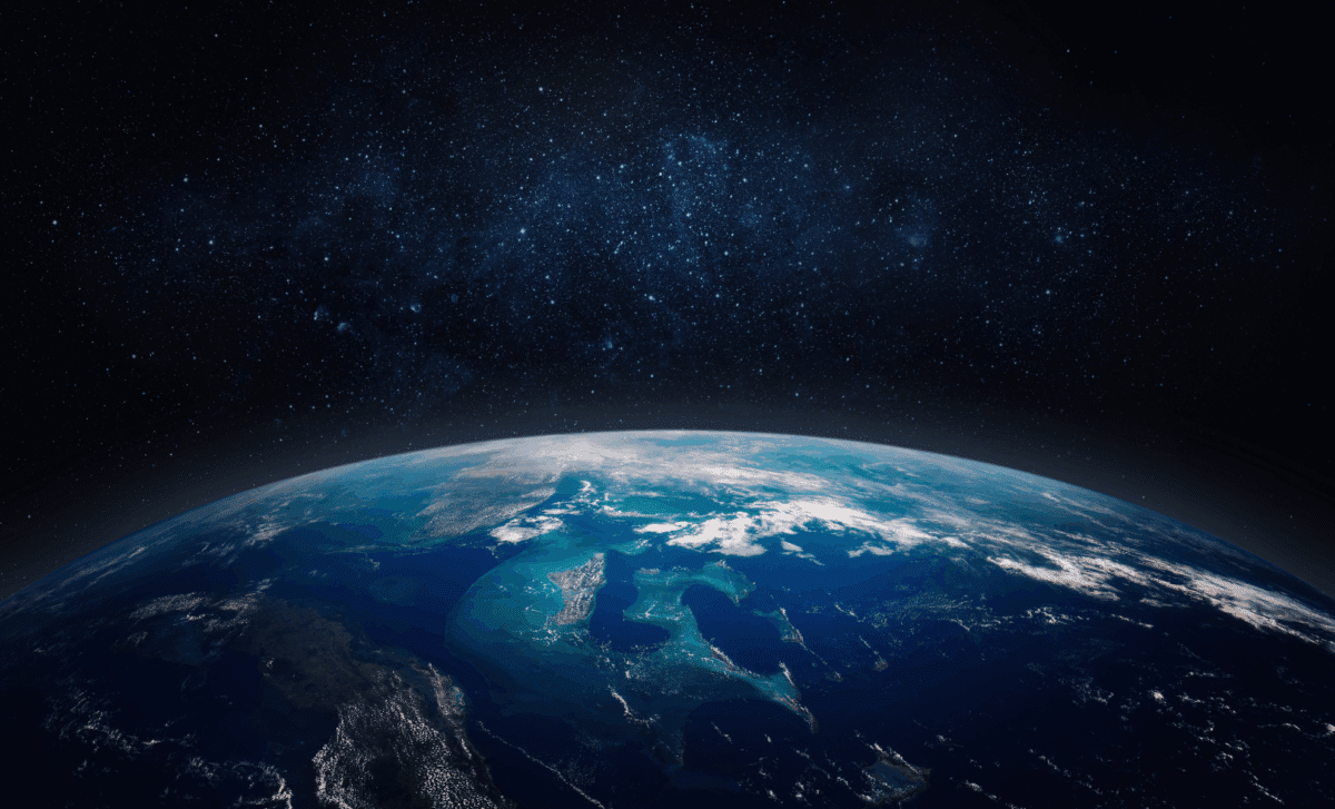 Satellite Photos Reveal Unexpected Starlink Sighting Over Texas 