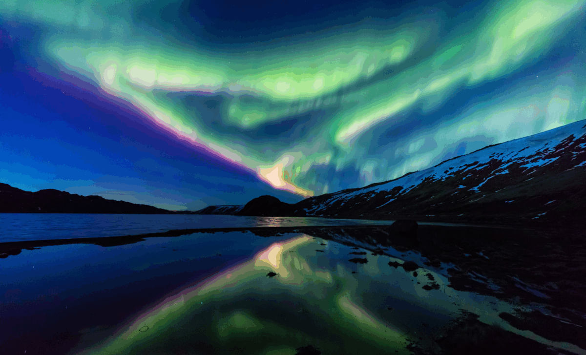 Northern Lights to Illuminate 14 U.S. States This Week: Where to Catch the Spectacle 
