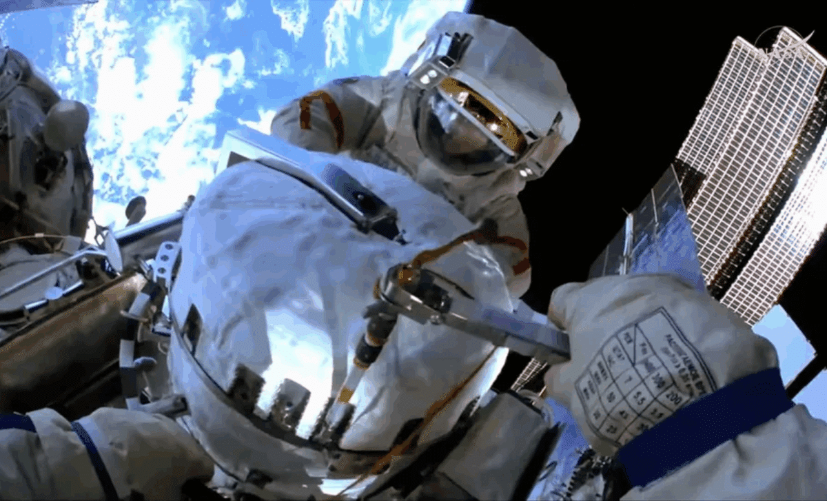 Russian Cosmonauts Complete Key Semiconductor Installation During ISS Spacewalk 