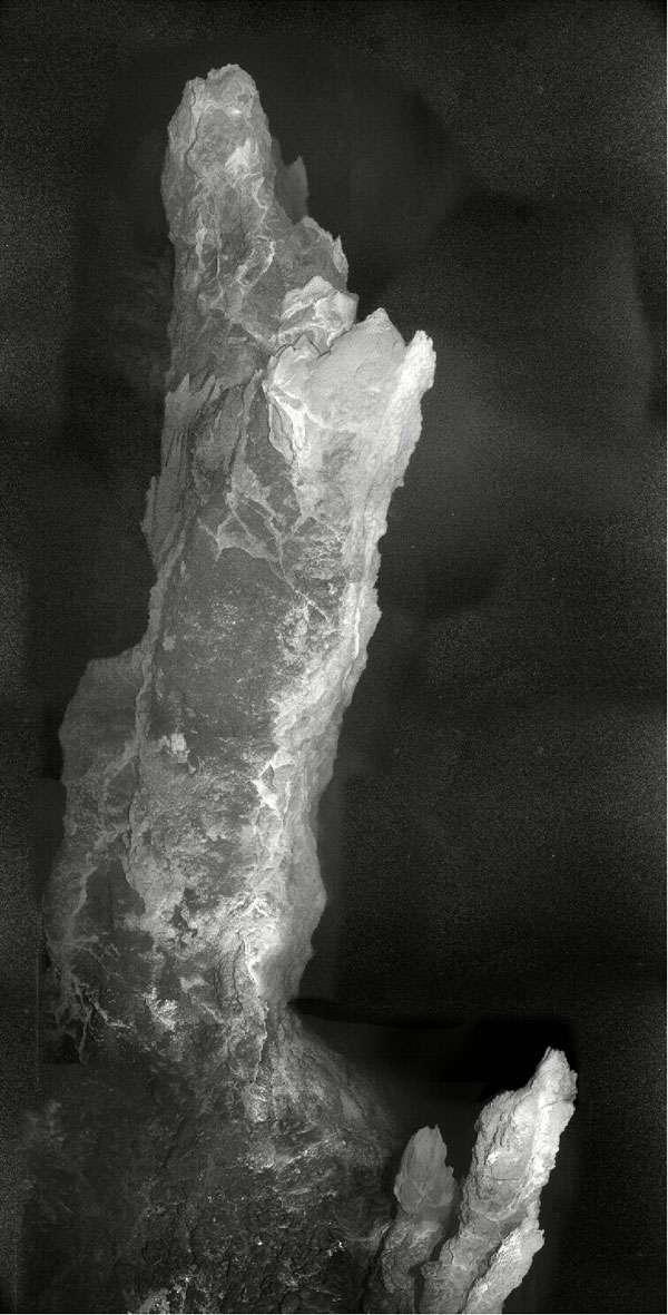 Lost_City_hydrothermal_field00-6b56acba3bd334e001178a23ce2c706a.jpg