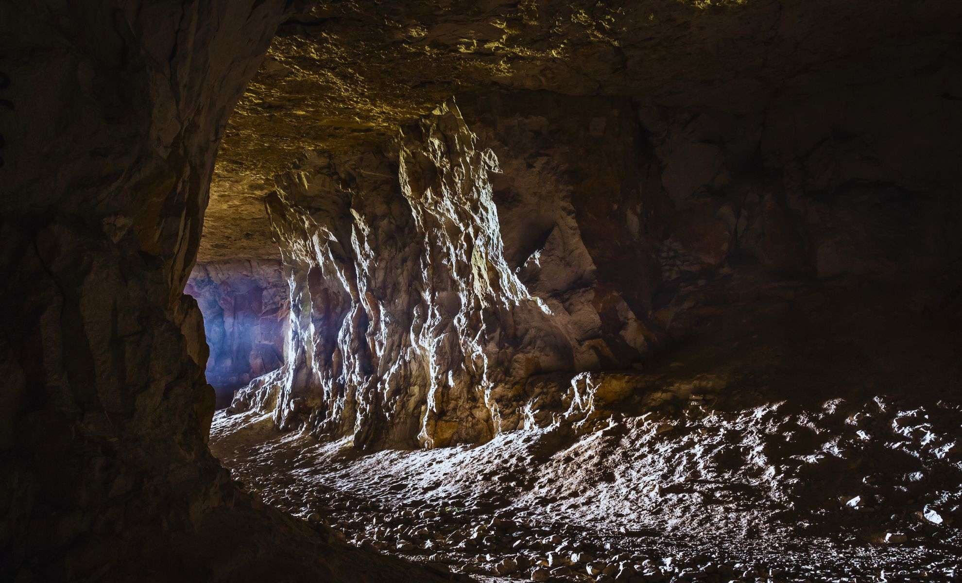 500-Year-Old Artifacts Unearthed in Mexican Cave Reveal Hidden Civilization 