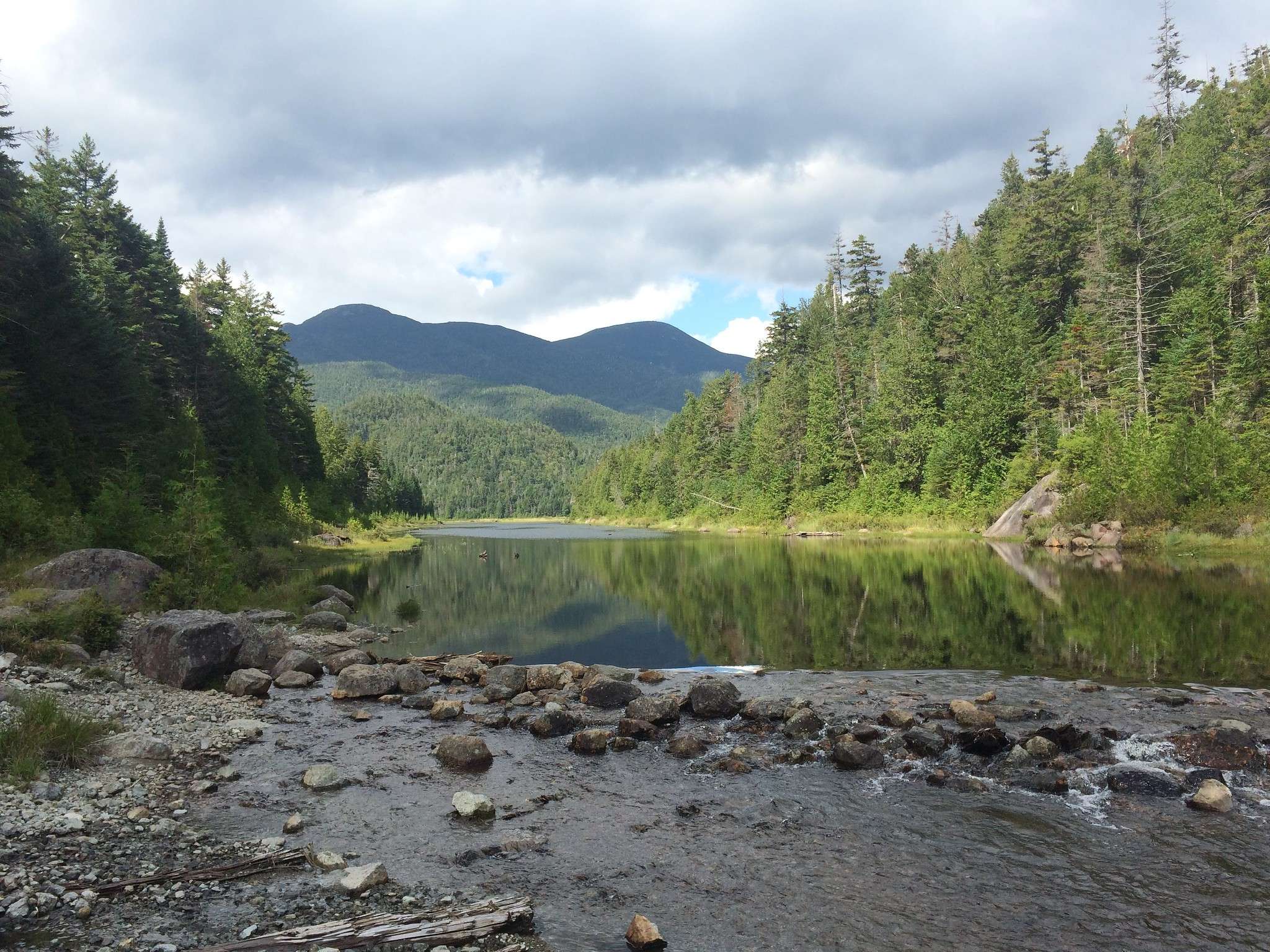 Hiking-to-the-Hudson-Rivers-source-4f56f6db44b6b30dd7291e609b63dbe1.jpg