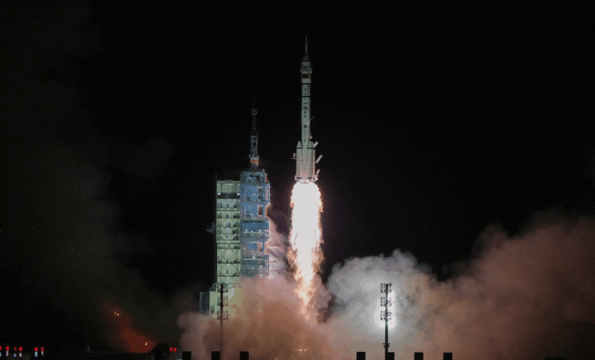 Shenzhou 21 Sets New Speed Benchmark Docking with Tiangong Space Station 