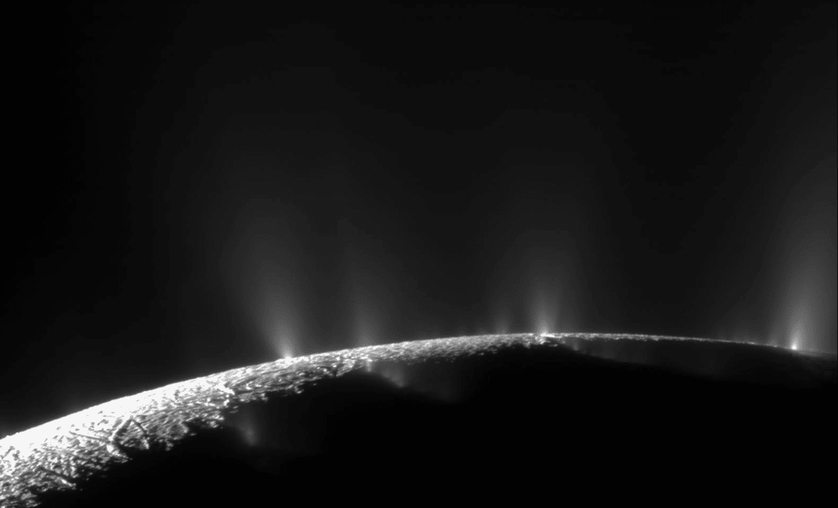 NASA Uncovers New Organic Evidence from Enceladus Suggesting Potential for Life 